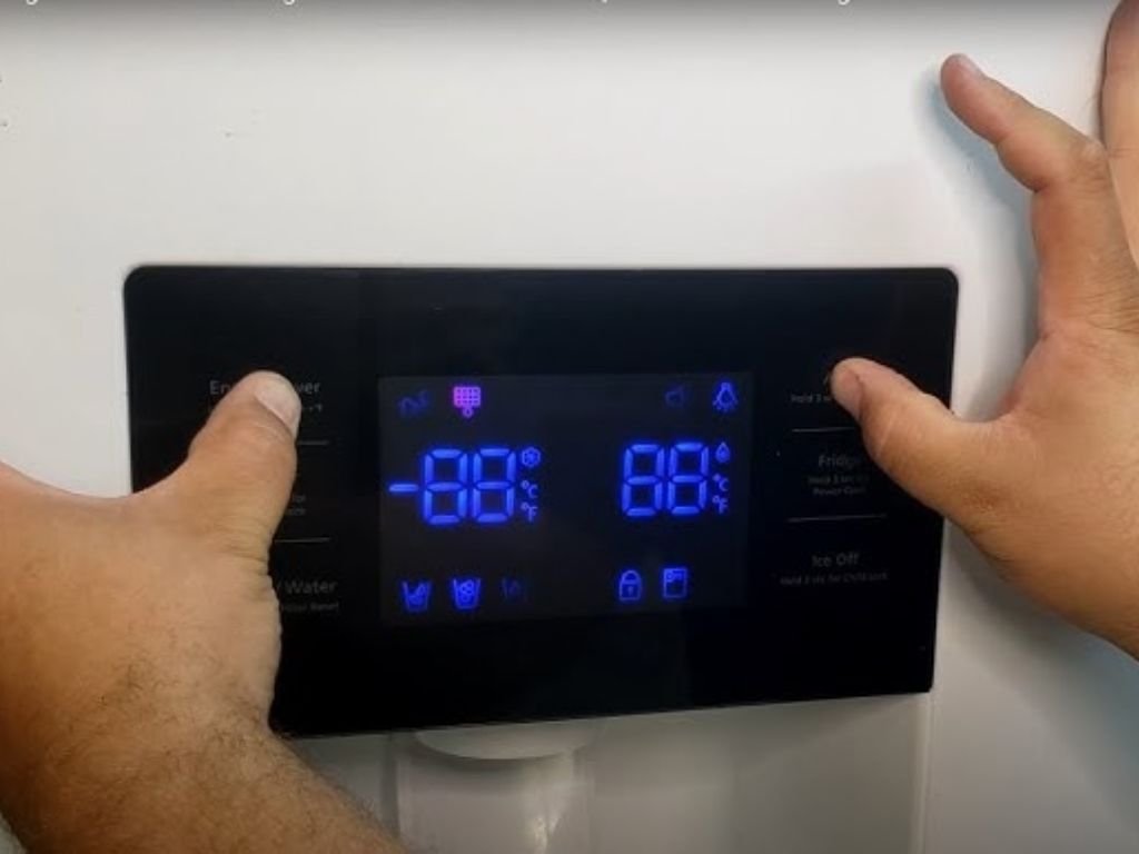Màn Hình Tủ Lạnh Samsung Không Hiển Thị: Cách Kiểm Tra và Khắc Phục